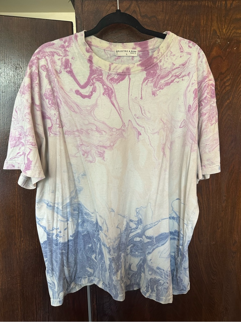 Electric & Rose Marble Swirl Short Sleeve Women’s Tee in Cream, Pink & Blue